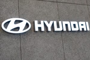 Hyundai Motor reaches tentative wage deal with union