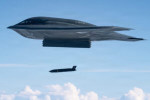 US flexes new ship-sinking weapons at summer naval exercises